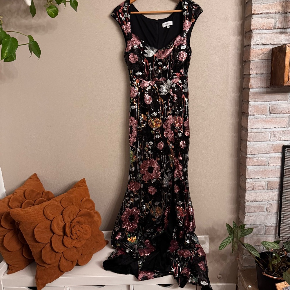 FAERIESTY Sequin Maxi Dress